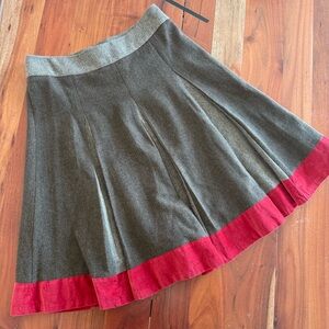 Boden brown tweed pleated skirt with red velvet detail